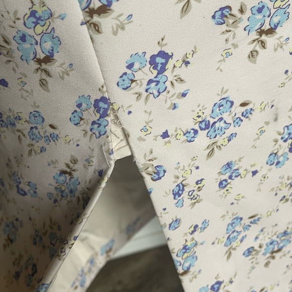 Lavish Alice Bardot Floral Cowl Neck Off Shoulder Cocktail Dress - Picture 4 of 15